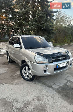 Внедорожник / Кроссовер Hyundai Tucson 2006 в 