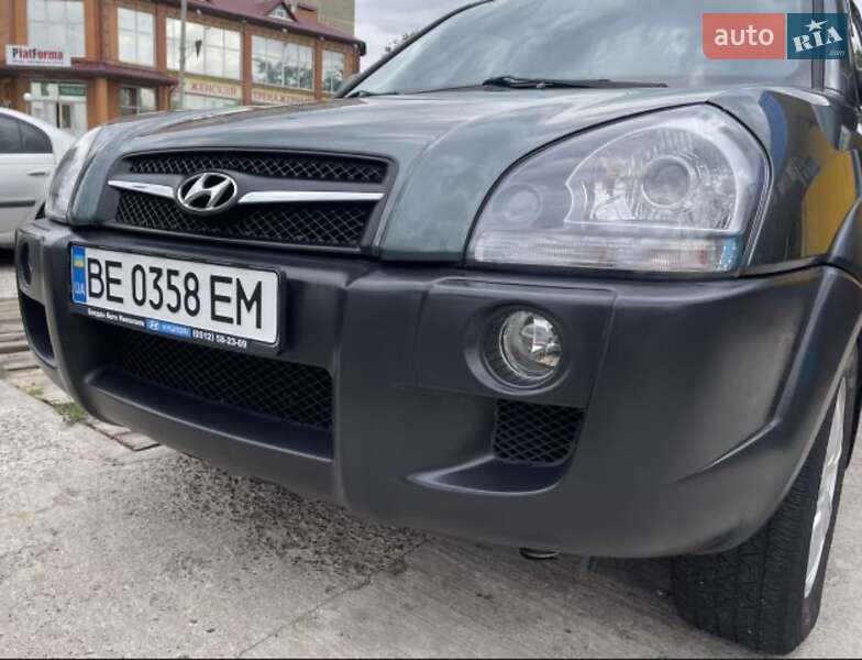 Внедорожник / Кроссовер Hyundai Tucson 2012 в Южноукраинске