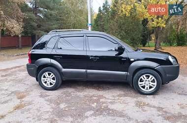 Внедорожник / Кроссовер Hyundai Tucson 2008 в 