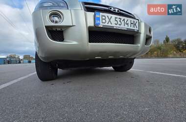Внедорожник / Кроссовер Hyundai Tucson 2007 в 