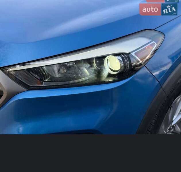 Позашляховик / Кросовер Hyundai Tucson 2016 в Хмельницькому
