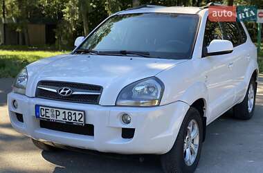 Внедорожник / Кроссовер Hyundai Tucson 2009 в 