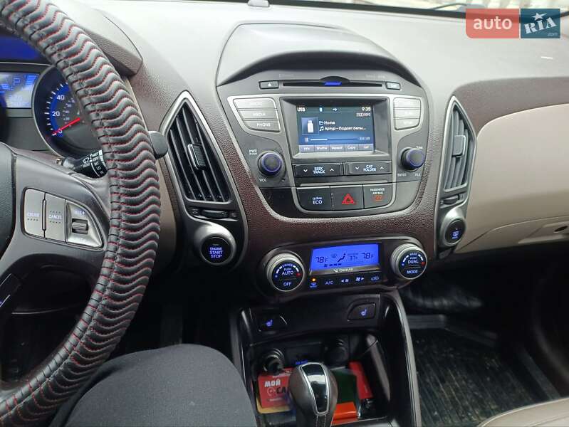 Внедорожник / Кроссовер Hyundai Tucson 2015 в Харькове