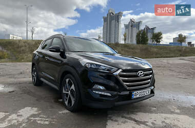 Позашляховик / Кросовер Hyundai Tucson 2017 в Києві