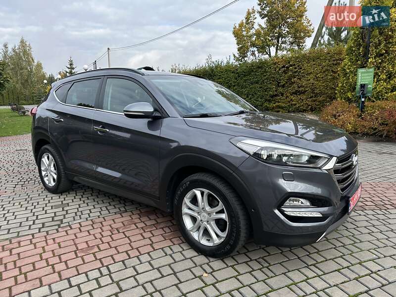 Позашляховик / Кросовер Hyundai Tucson 2015 в Луцьку
