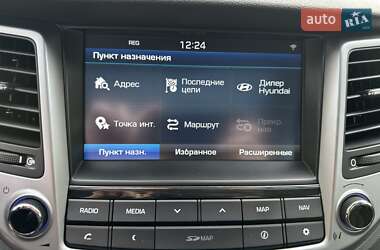 Внедорожник / Кроссовер Hyundai Tucson 2015 в 