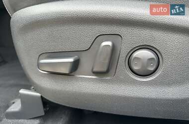 Внедорожник / Кроссовер Hyundai Tucson 2015 в 