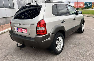 Внедорожник / Кроссовер Hyundai Tucson 2007 в 