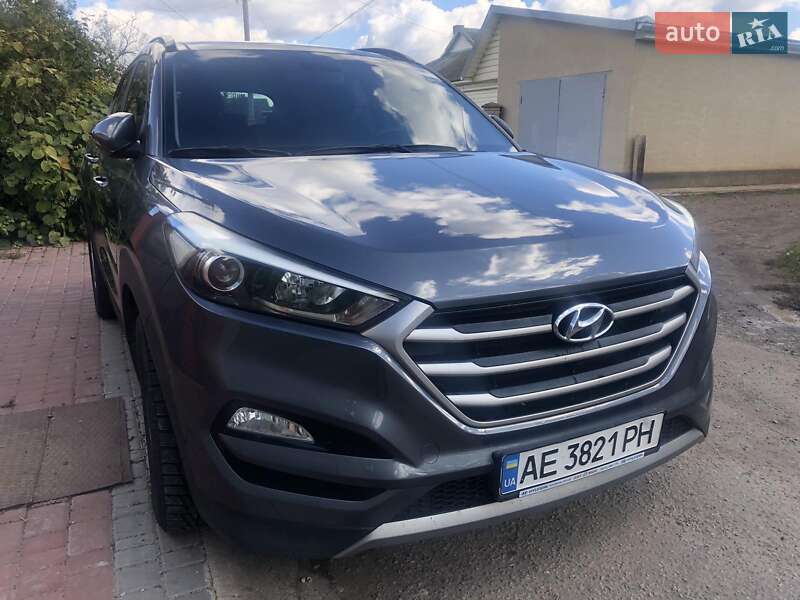 Внедорожник / Кроссовер Hyundai Tucson 2016 в Одессе