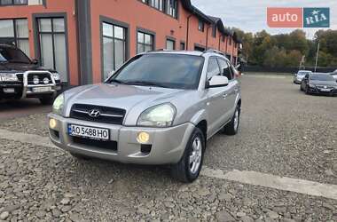 Внедорожник / Кроссовер Hyundai Tucson 2006 в  фото 8 Внедорожник / Кроссовер Hyundai Tucson 2006 в