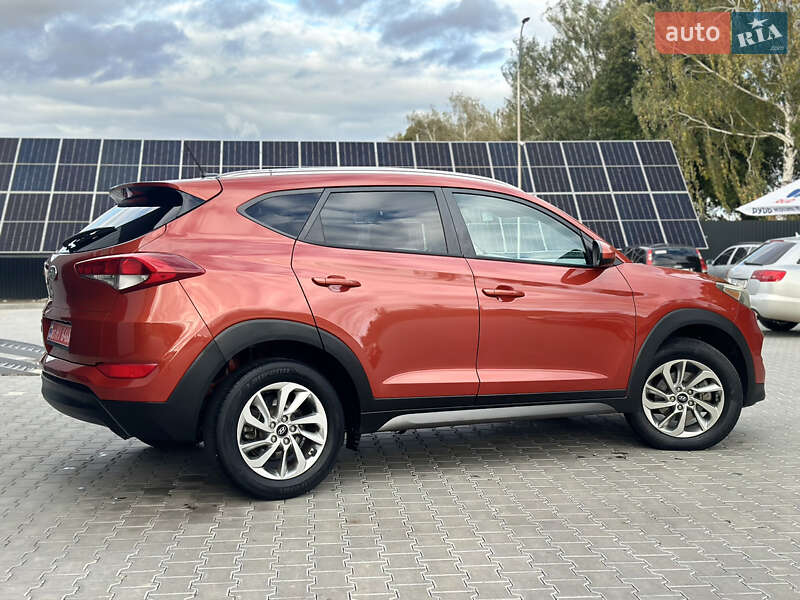 Внедорожник / Кроссовер Hyundai Tucson 2016 в Владимире фото 21 Внедорожник / Кроссовер Hyundai Tucson 2016 в Владимире