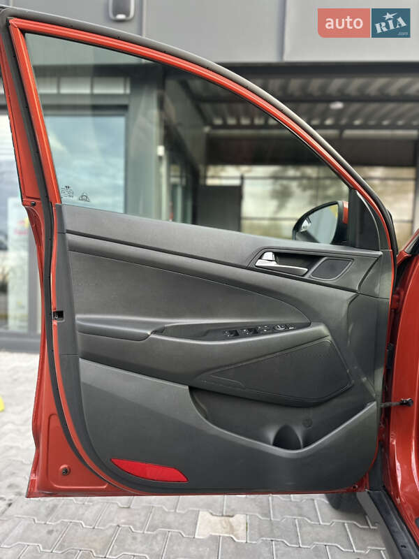 Внедорожник / Кроссовер Hyundai Tucson 2016 в Владимире фото 81 Внедорожник / Кроссовер Hyundai Tucson 2016 в Владимире