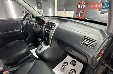 Внедорожник / Кроссовер Hyundai Tucson 2008 в 