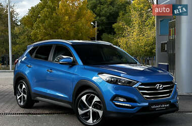 Внедорожник / Кроссовер Hyundai Tucson 2017 в 