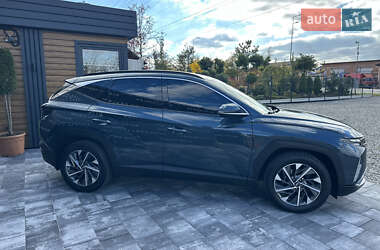 Внедорожник / Кроссовер Hyundai Tucson 2021 в 