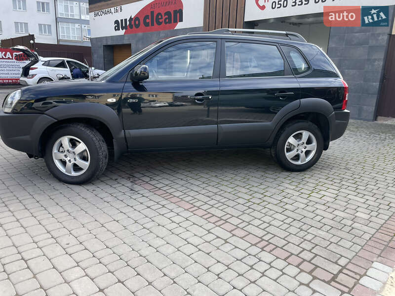 Позашляховик / Кросовер Hyundai Tucson 2008 в Івано-Франківську