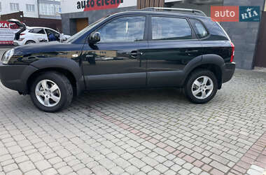 Внедорожник / Кроссовер Hyundai Tucson 2008 в 