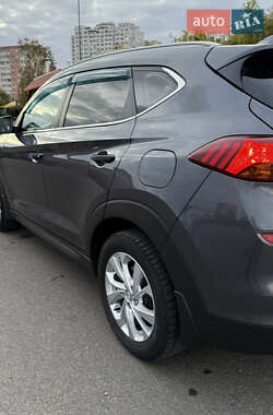 Внедорожник / Кроссовер Hyundai Tucson 2019 в 