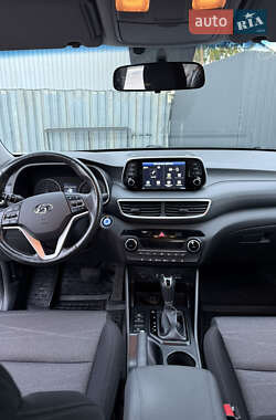 Внедорожник / Кроссовер Hyundai Tucson 2019 в 