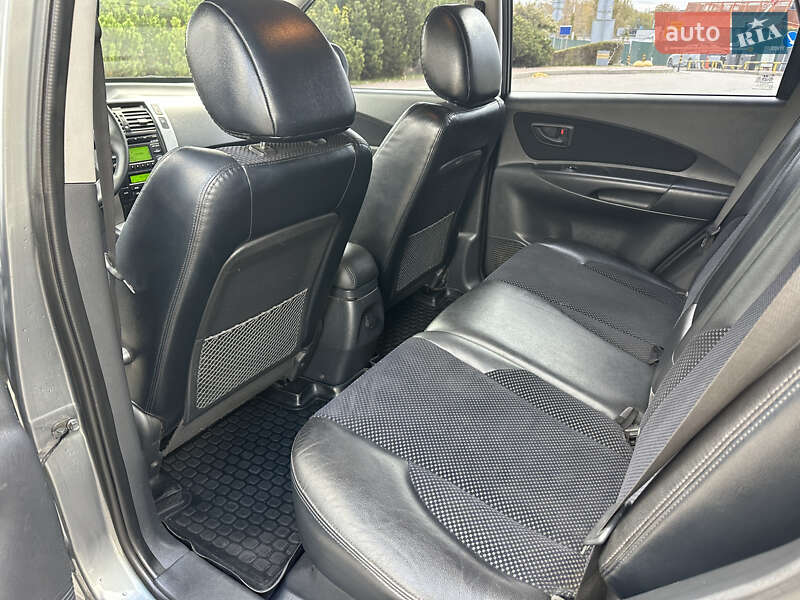 Внедорожник / Кроссовер Hyundai Tucson 2011 в Киеве