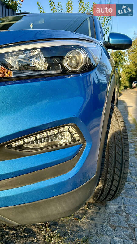 Позашляховик / Кросовер Hyundai Tucson 2017 в Києві