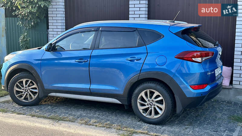 Позашляховик / Кросовер Hyundai Tucson 2017 в Києві