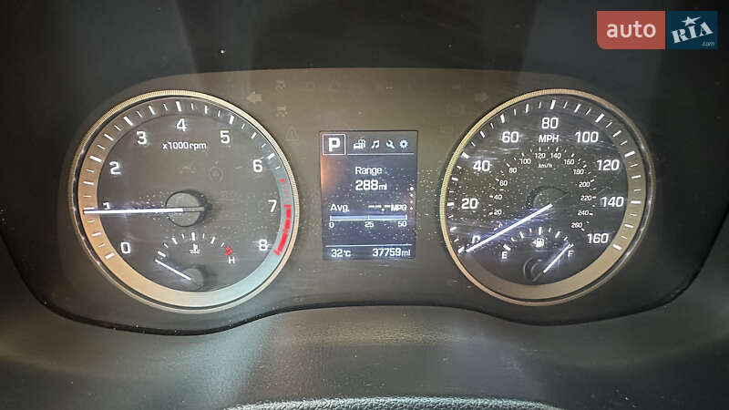 Позашляховик / Кросовер Hyundai Tucson 2017 в Києві