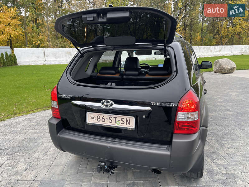 Позашляховик / Кросовер Hyundai Tucson 2006 в Луцьку