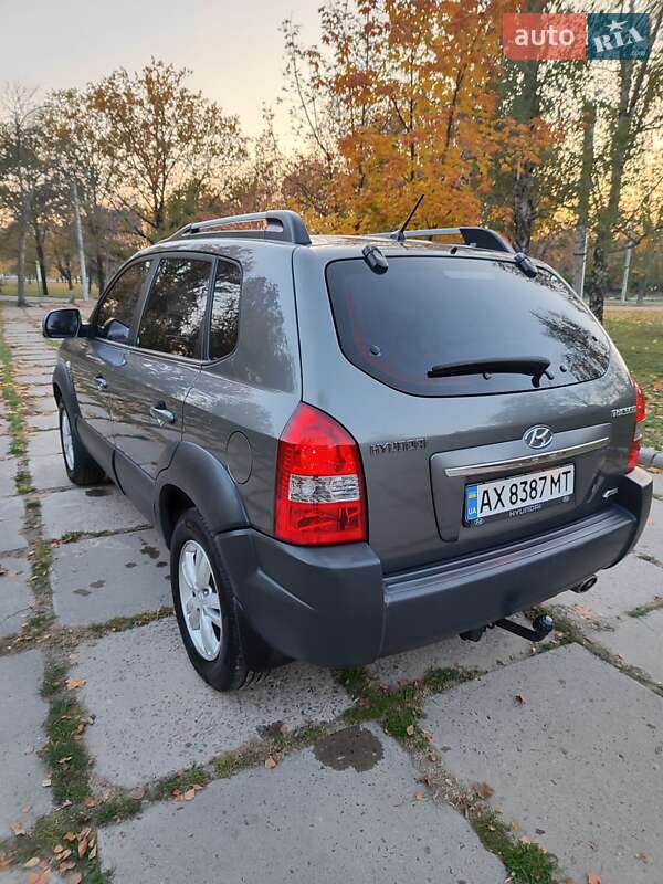 Внедорожник / Кроссовер Hyundai Tucson 2011 в Харькове фото 16 Внедорожник / Кроссовер Hyundai Tucson 2011 в Харькове