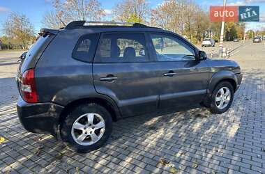 Внедорожник / Кроссовер Hyundai Tucson 2007 в 