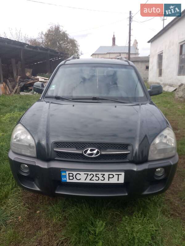 Позашляховик / Кросовер Hyundai Tucson 2008 в Львові фото Позашляховик / Кросовер Hyundai Tucson 2008 в Львові