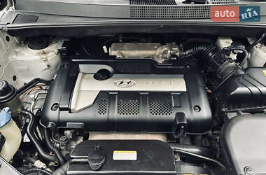 Внедорожник / Кроссовер Hyundai Tucson 2006 в 