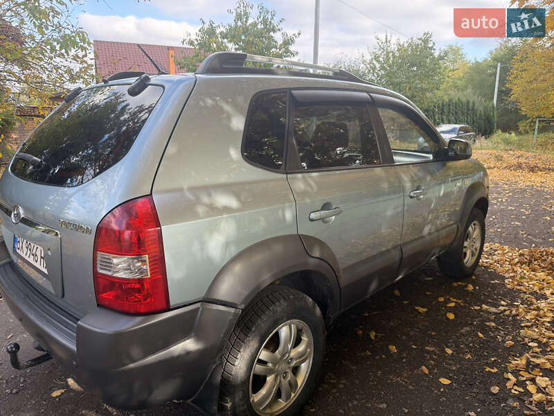 Позашляховик / Кросовер Hyundai Tucson 2008 в Рівному
