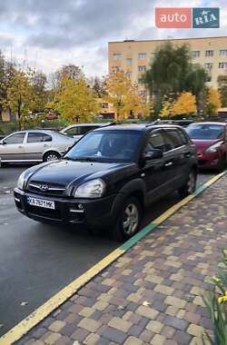 Позашляховик / Кросовер Hyundai Tucson 2008 в Києві
