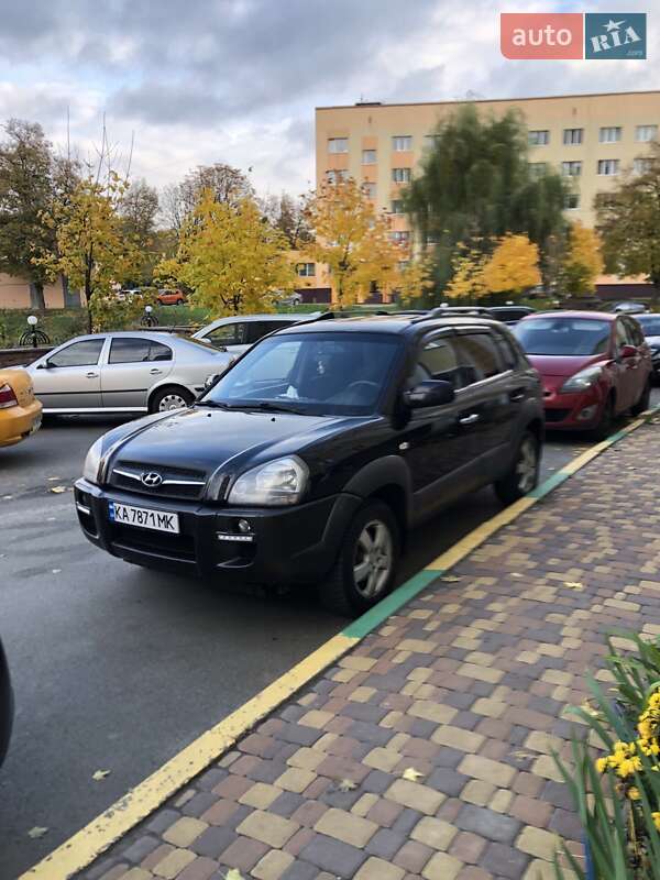 Внедорожник / Кроссовер Hyundai Tucson 2008 в Киеве фото Внедорожник / Кроссовер Hyundai Tucson 2008 в Киеве
