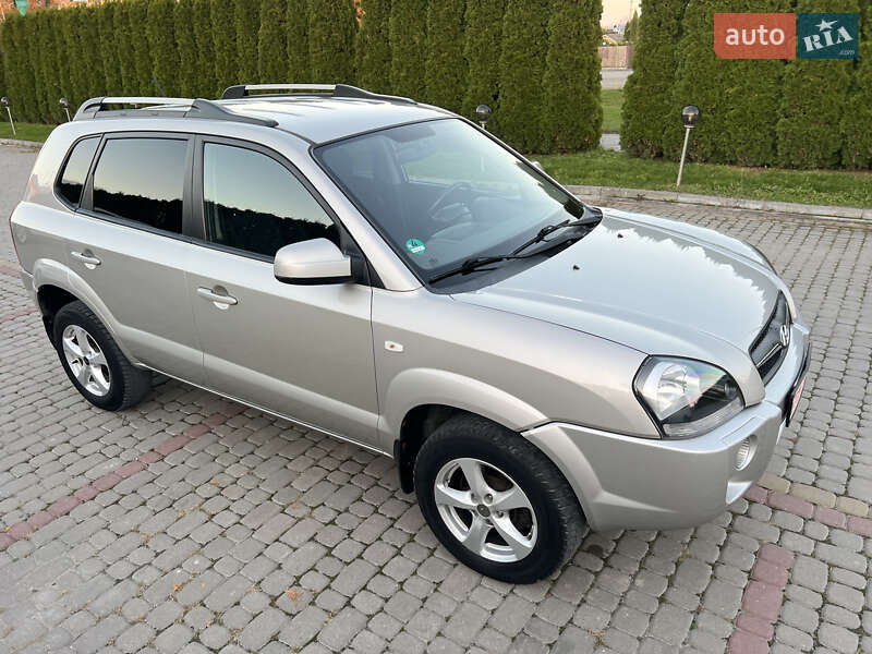 Позашляховик / Кросовер Hyundai Tucson 2008 в Дунаївцях фото 5 Позашляховик / Кросовер Hyundai Tucson 2008 в Дунаївцях