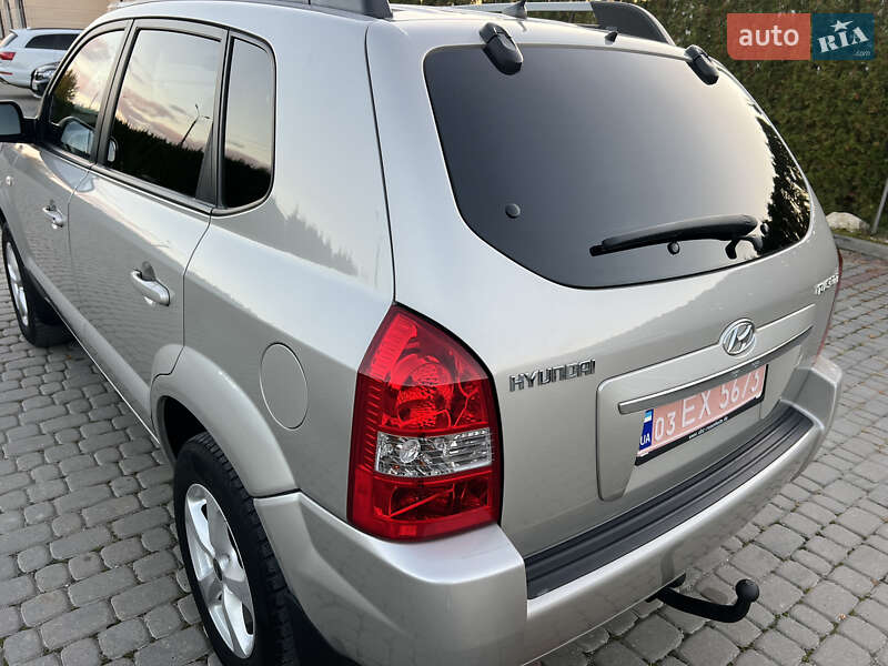 Позашляховик / Кросовер Hyundai Tucson 2008 в Дунаївцях фото 13 Позашляховик / Кросовер Hyundai Tucson 2008 в Дунаївцях
