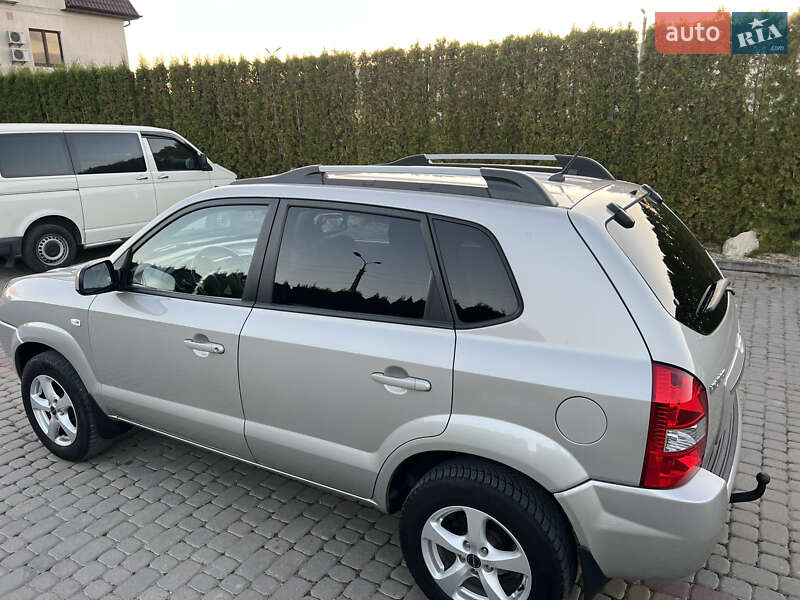 Позашляховик / Кросовер Hyundai Tucson 2008 в Дунаївцях фото 25 Позашляховик / Кросовер Hyundai Tucson 2008 в Дунаївцях