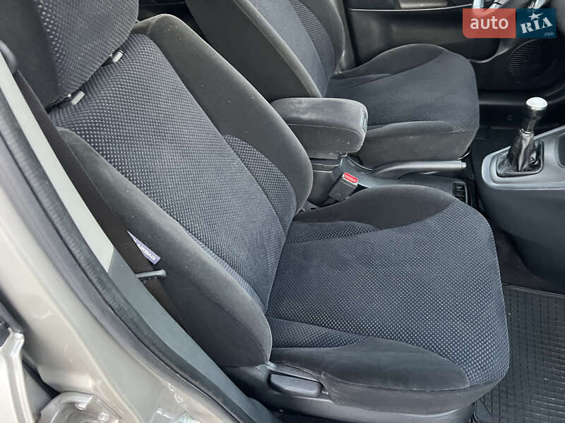 Позашляховик / Кросовер Hyundai Tucson 2008 в Дунаївцях фото 53 Позашляховик / Кросовер Hyundai Tucson 2008 в Дунаївцях