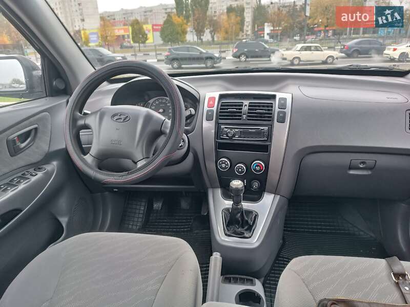Внедорожник / Кроссовер Hyundai Tucson 2005 в Харькове фото 13 Внедорожник / Кроссовер Hyundai Tucson 2005 в Харькове