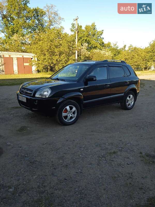 Внедорожник / Кроссовер Hyundai Tucson 2007 в 