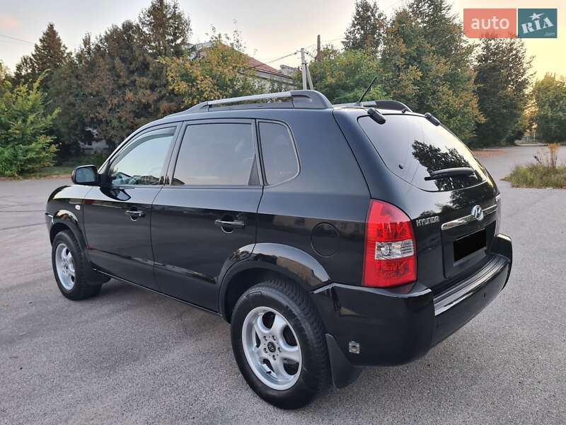 Позашляховик / Кросовер Hyundai Tucson 2006 в Шостці