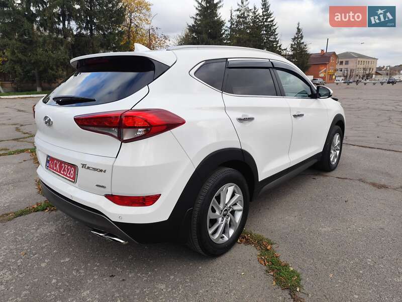 Внедорожник / Кроссовер Hyundai Tucson 2017 в Новоархангельске фото 47 Внедорожник / Кроссовер Hyundai Tucson 2017 в Новоархангельске