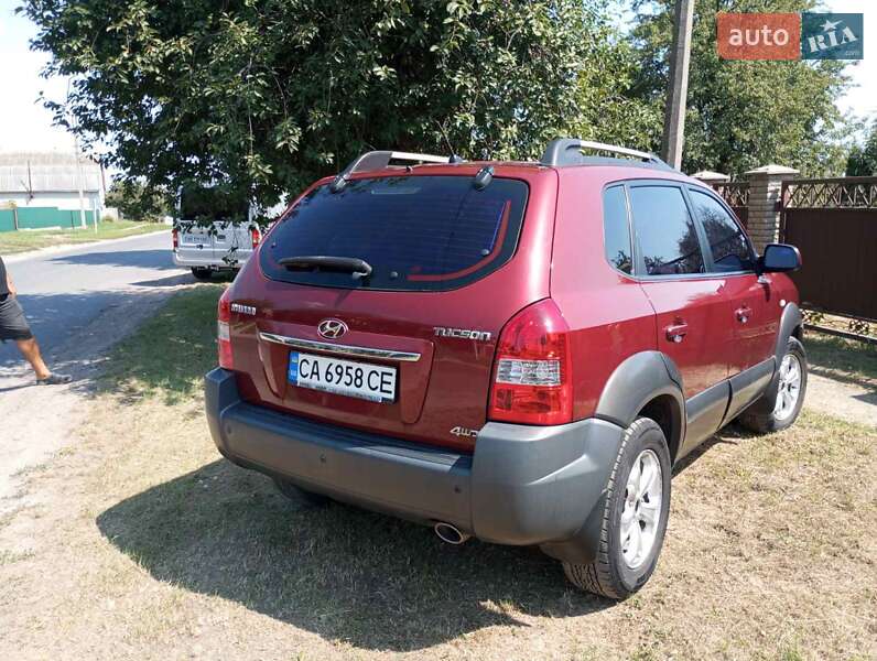 Позашляховик / Кросовер Hyundai Tucson 2008 в Києві фото 10 Позашляховик / Кросовер Hyundai Tucson 2008 в Києві