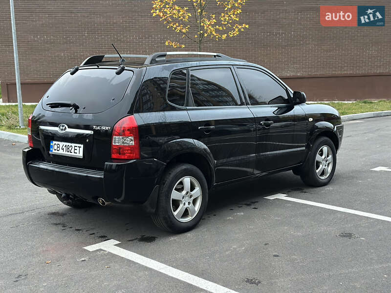 Внедорожник / Кроссовер Hyundai Tucson 2005 в Чернигове