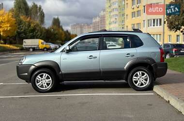 Внедорожник / Кроссовер Hyundai Tucson 2008 в 