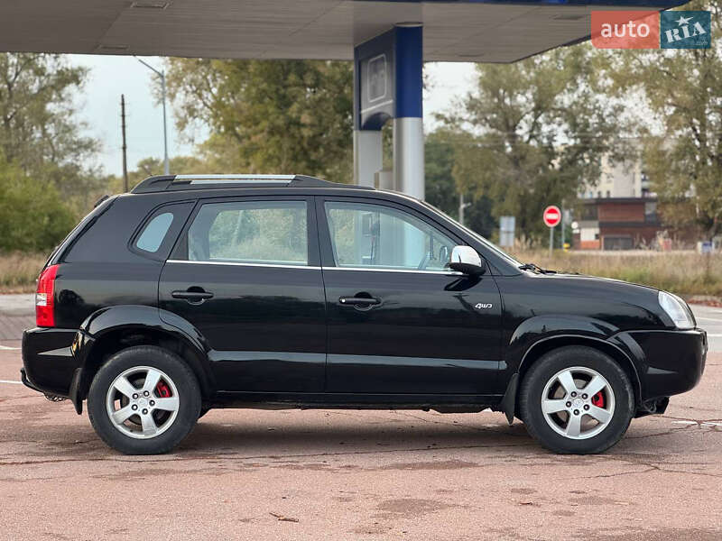 Внедорожник / Кроссовер Hyundai Tucson 2008 в Коростене