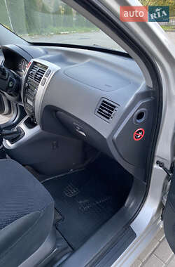 Внедорожник / Кроссовер Hyundai Tucson 2008 в 