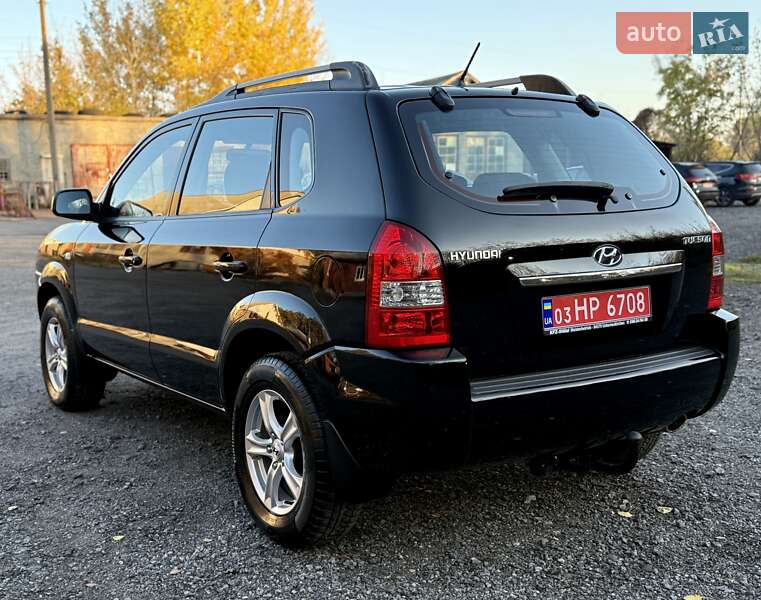 Позашляховик / Кросовер Hyundai Tucson 2009 в Гнівані
