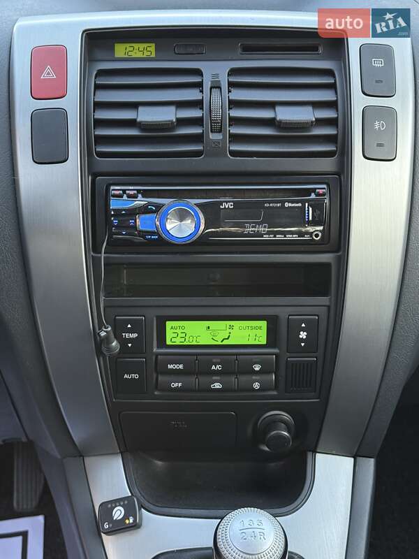 Позашляховик / Кросовер Hyundai Tucson 2009 в Гнівані